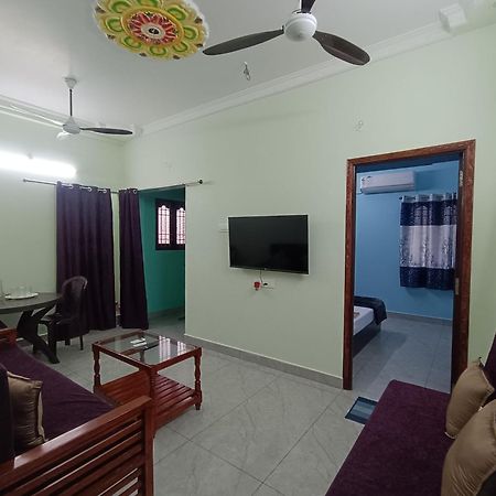 Sk Villa Homestay Puducherry Buitenkant foto